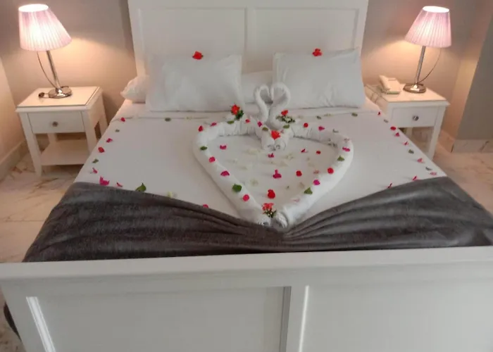 Tiba Rose Hurghada